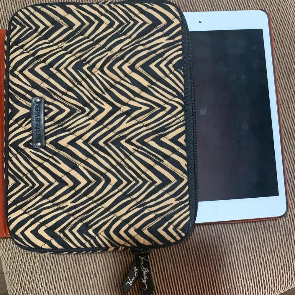 Vera Bradley iPad Mini / E-Reader Sleeve, Zebra